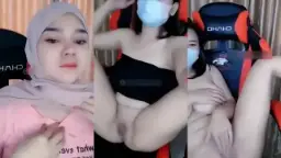 Arunika Hijab Binal Bugil Colmek Live Video by simontok Arunika Hijab Binal Bugil Colmek Live Video by simontok