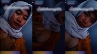 Mey Pulang Ngaji Pamerin Toket Video by SpankBang